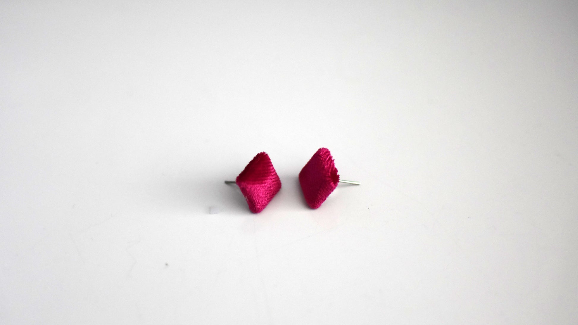 brai-glitz-	Velvet Cubic Earrings	geneva-swiss-suisse-schweiz-svizzera