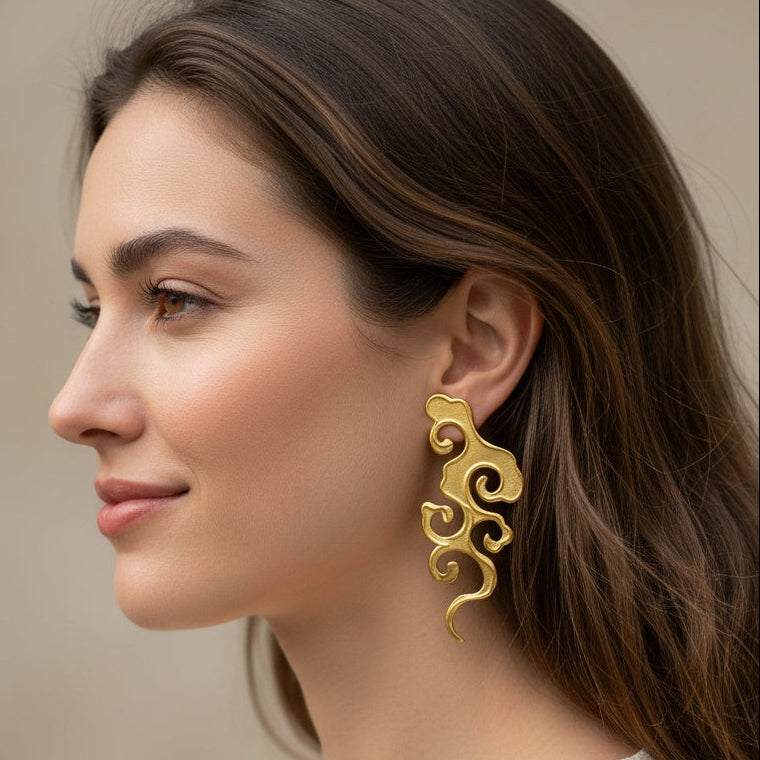 brai-glitz-	Ohrringe mit goldener Wolke	schmuck damen schweiz /suisse/svizzera-genf schaffhausen-thun-chur-lausanne-vaud								