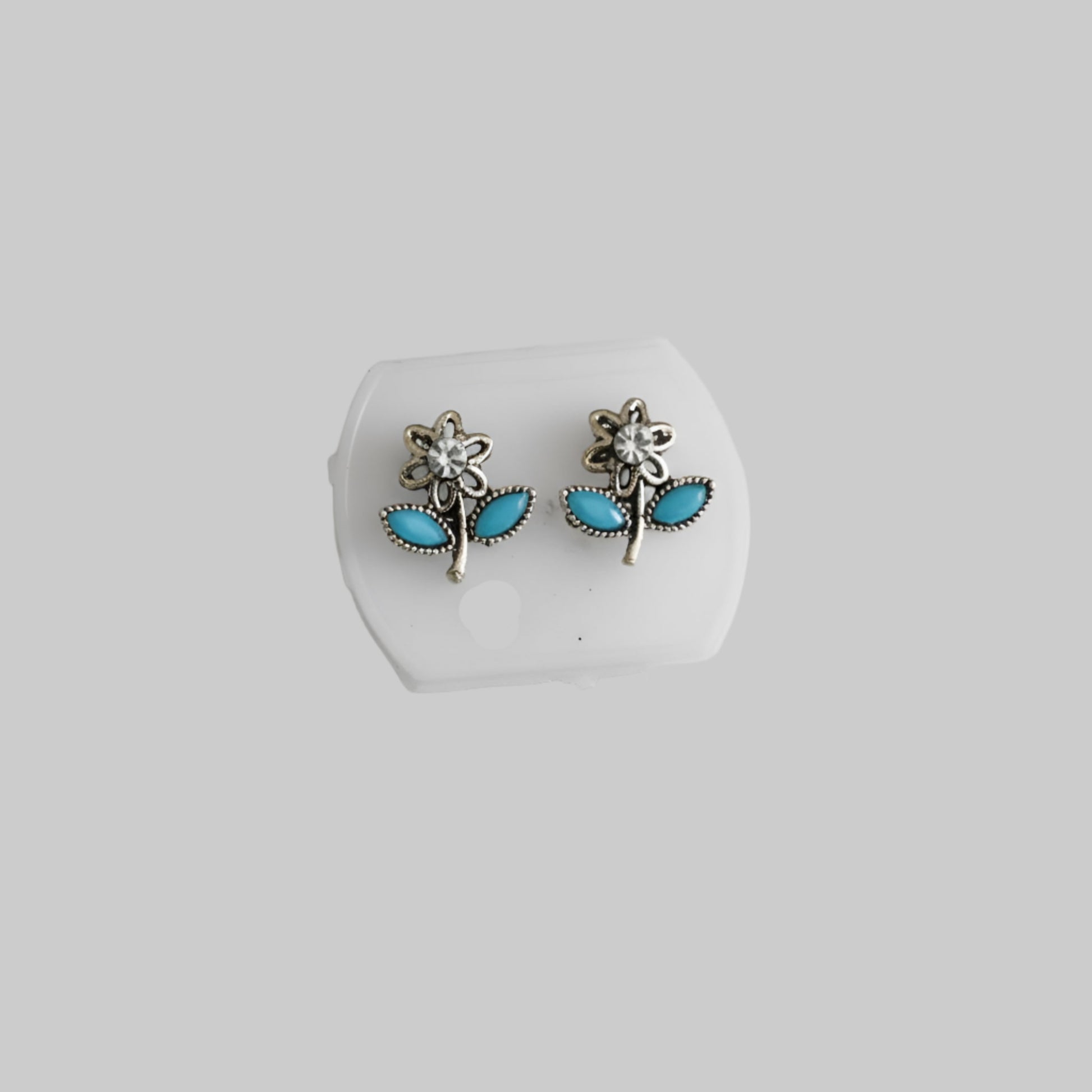 brai-glitz-	Boucles d'oreilles puces fleurs	bijoux femme suisse/schweiz/svizzera-nyon-sion-la chaux de fonds-delémont