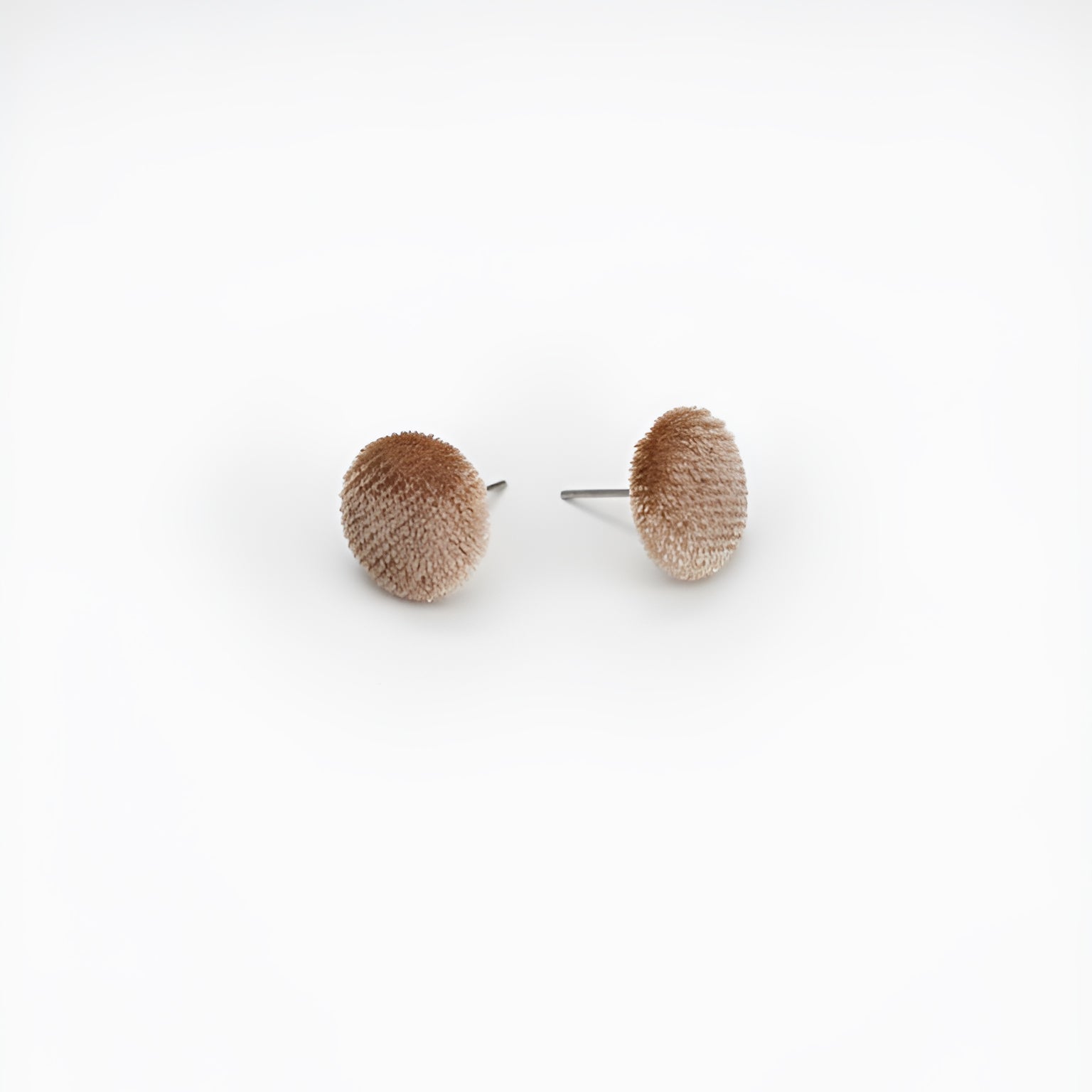 brai-glitz-	Boucles d'oreilles bouton velours	 bijoux  femme swiss/suisse/schweiz/svizzera-montreux-yverdon les bains-vaud	