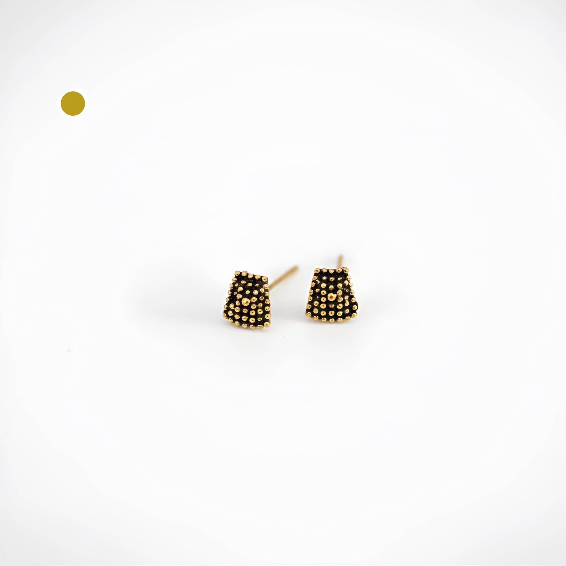 brai-glitz-	Kleine Ohrringe in Antikgold-Optikschmuck damen schweiz/suisse/svizzera- genf-luzern-st. gallen -winterthur-zug						