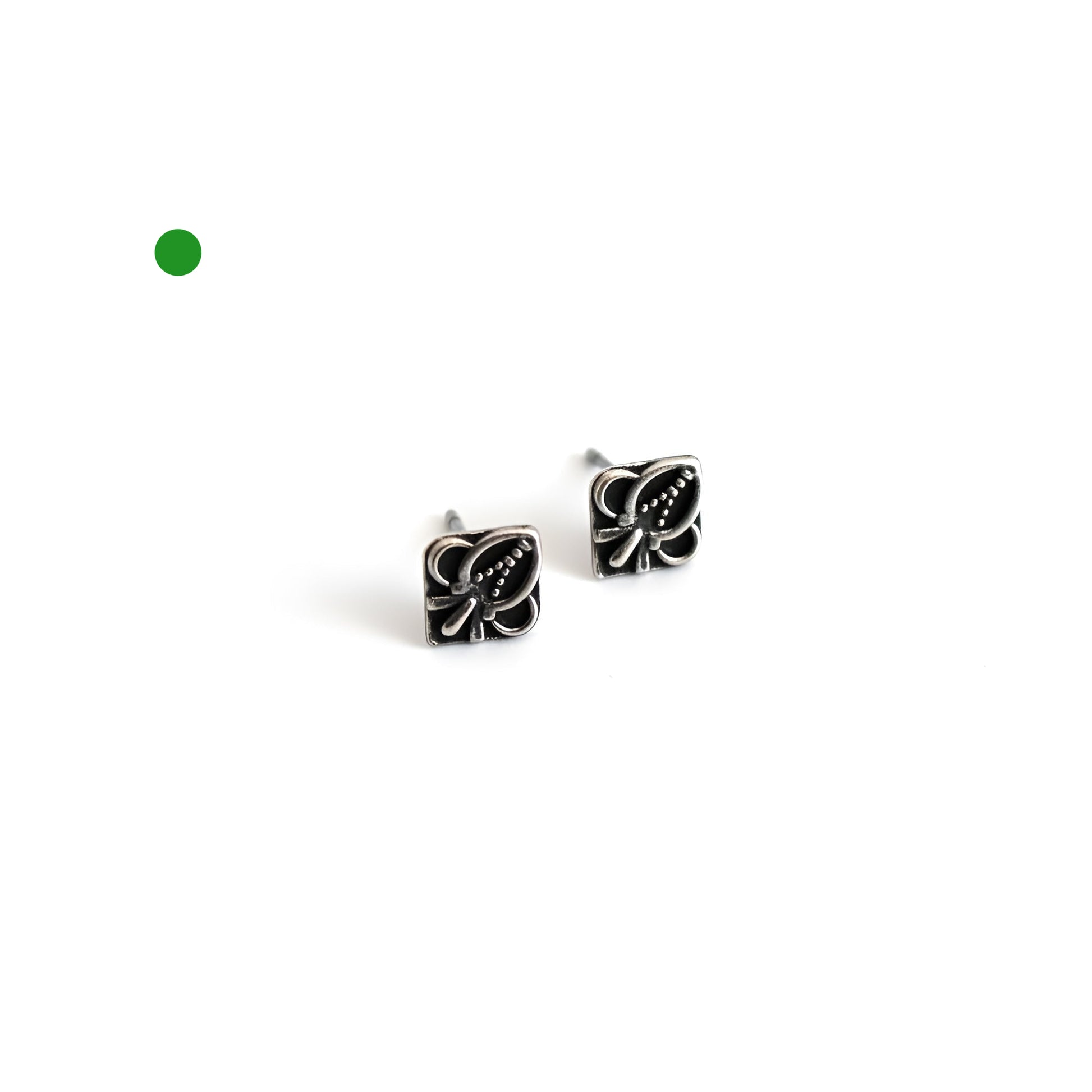 brai-glitz-	Kleine Ohrringe in Antiksilber-Optik	schmuck damen schweiz/suisse/svizzera- genf-zürich-basel- bern					