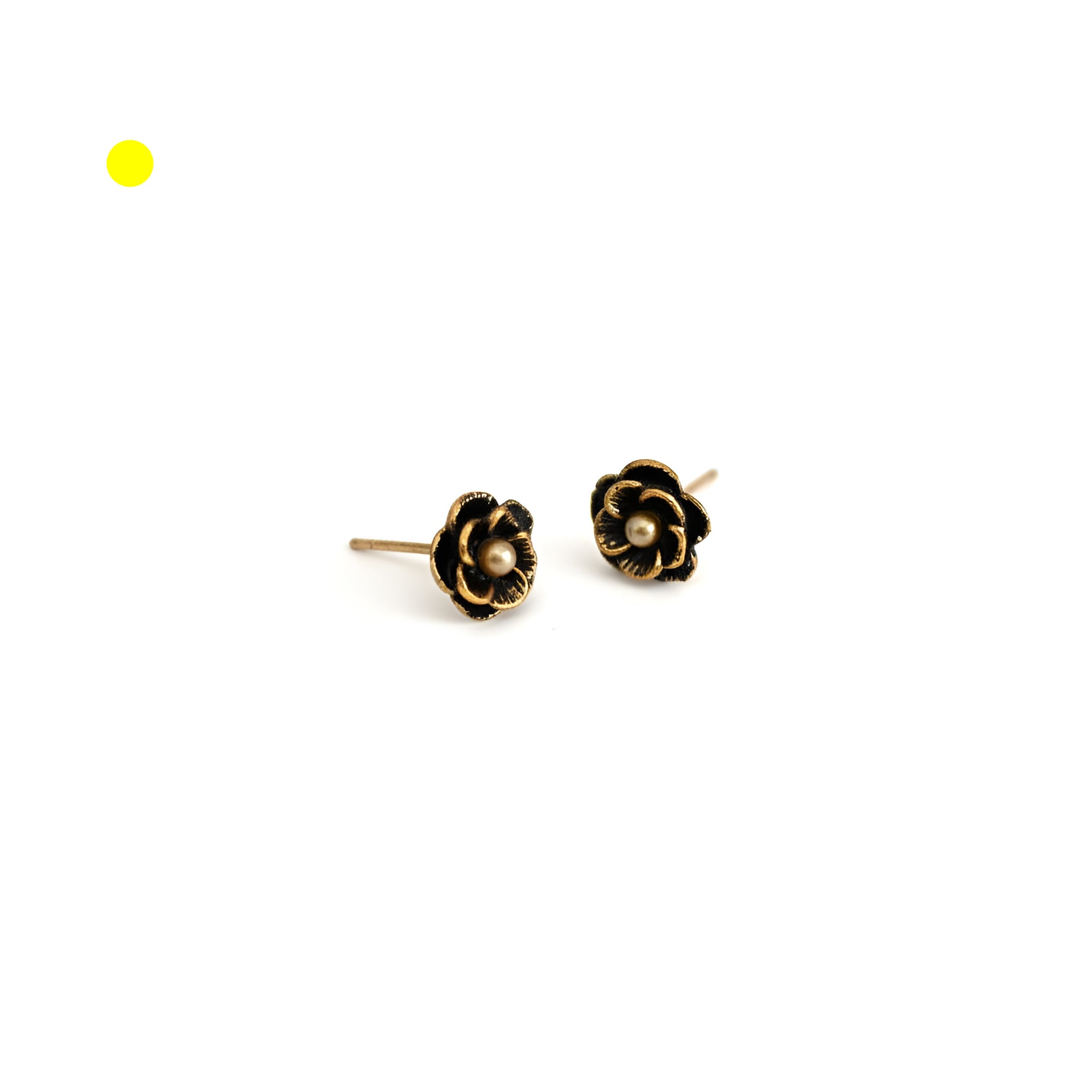 brai-glitz-	Kleine Ohrringe in Antikgold-Optik	schmuck damen schweiz/suisse/svizzera- genf-zürich-basel- bern				